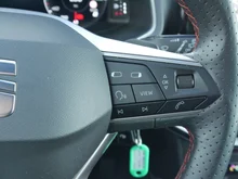 SEAT Arona FR Austria 1.0 TSI DSG in Candy-Weiß Dach Nacht-Schwarz