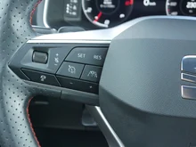 SEAT Arona FR Austria 1.0 TSI DSG in Candy-Weiß Dach Nacht-Schwarz