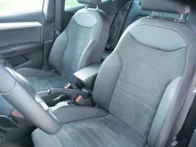SEAT Arona FR Austria 1.0 TSI DSG in Candy-Weiß Dach Nacht-Schwarz