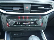 SEAT Arona FR Austria 1.0 TSI DSG in Candy-Weiß Dach Nacht-Schwarz