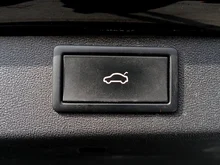 Škoda Enyaq 80x in Black-Magic Perleffekt