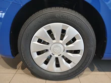 Škoda Fabia Essence in Energy-Blau