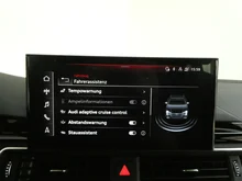 Audi A4 Avant 40 TDI S line in 0E Mythosschwarz Metallic