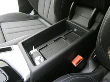 Audi A4 Avant 40 TDI S line in 0E Mythosschwarz Metallic
