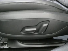 Audi A4 Avant 40 TDI S line in 0E Mythosschwarz Metallic