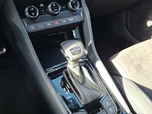 Škoda Karoq 4x4 Sportline TDI DSG in Graphit-Grau Metallic