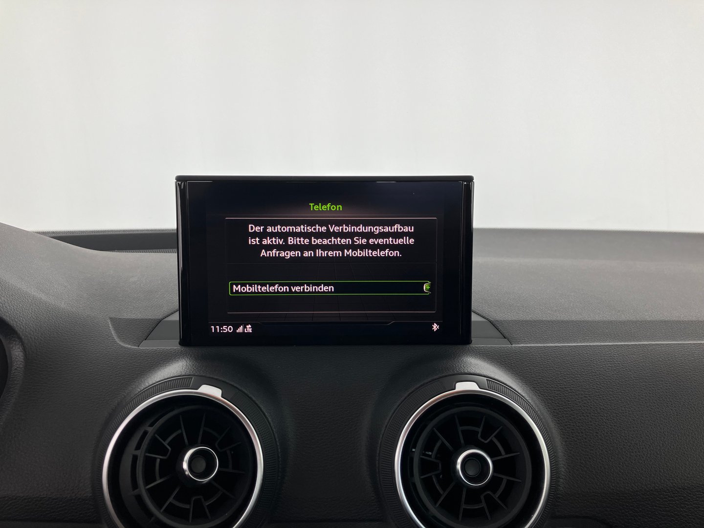 Audi Q2 35 TDI Sport | Bild 11 von 18