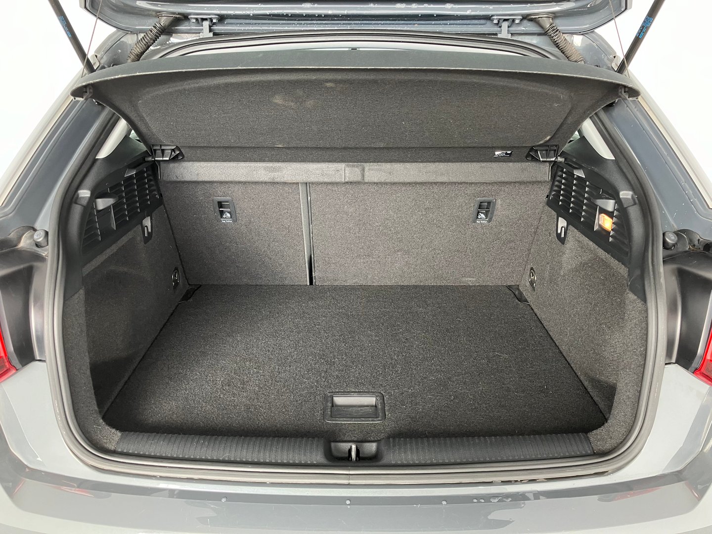 Audi Q2 35 TDI Sport | Bild 16 von 18