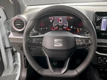 SEAT Arona FR 1.0 TSI in Oniric-Grau Dach Nacht-Schwarz
