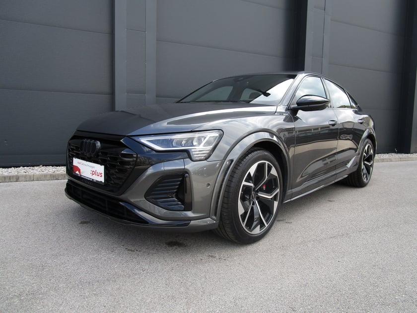 Audi SQ8 Sportback e-tron quattro
