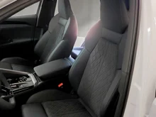 Audi Q5 Sportback e-hybrid quattro 270 KW in Gletscherweiss Metallic