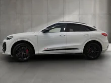 Audi Q5 Sportback e-hybrid quattro 270 KW in Gletscherweiss Metallic