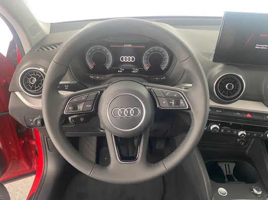 Bild eines Audi Q2 30 TFSI admired