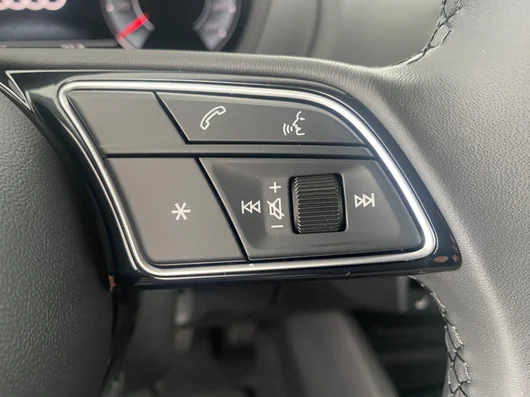 Bild eines Audi Q2 30 TFSI admired