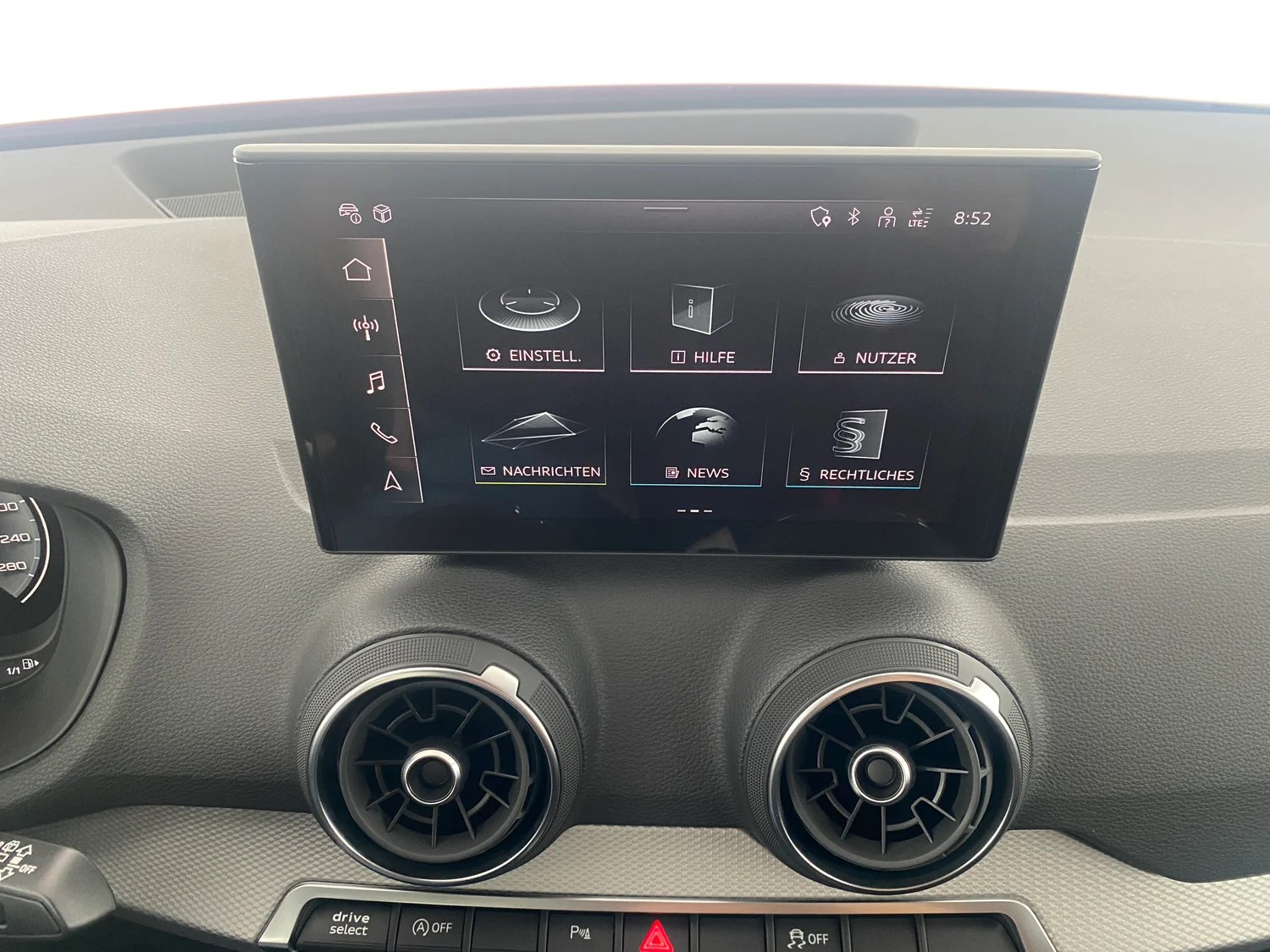 Bild eines Audi Q2 30 TFSI admired