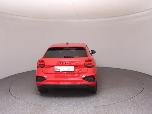 Bild eines Audi Q2 30 TFSI admired
