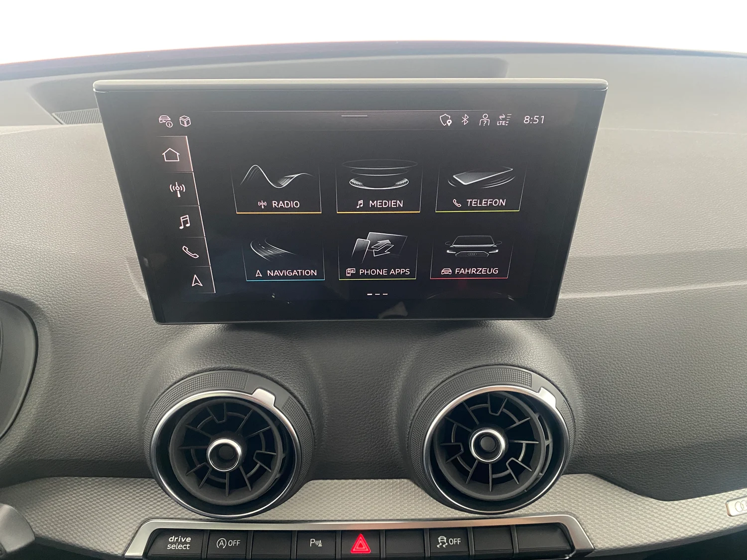 Bild eines Audi Q2 30 TFSI admired