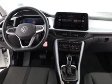 VW T-Roc Life TSI DSG in Pure White Dach Black Uni