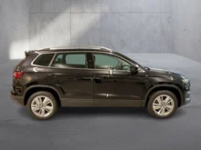 Škoda Karoq Selection TSI DSG ACT in Black-Magic Perleffekt