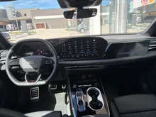 Audi A6 Avant quattro TDI 150 kW in Mythosschwarz Metallic