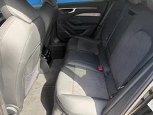 Audi A6 Avant quattro TDI 150 kW in Mythosschwarz Metallic