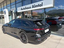 Audi A6 Avant quattro TDI 150 kW in Mythosschwarz Metallic