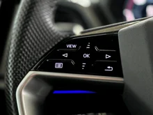 Audi Q4 e-tron 45 e-tron basis quattro in mittelgrau - normal