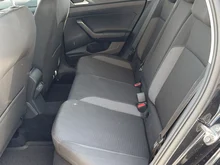 VW Taigo Friends TSI in Deep Black Perleffekt