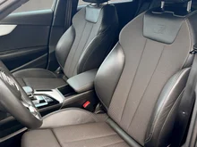 Audi A4 Avant 40 TFSI quattro S-line S-tronic in MYTHOSSCHWARZ METALLIC