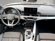Audi A4 Avant 40 TFSI quattro S-line S-tronic in MYTHOSSCHWARZ METALLIC