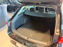 SEAT Leon SP Kombi Style Edition 1.5 eTSI DSG in 0E Mitternachtsschwarz