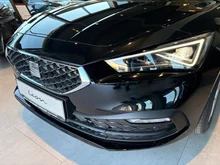 SEAT Leon SP Kombi Style Edition 1.5 eTSI DSG in 0E Mitternachtsschwarz