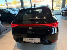 SEAT Leon SP Kombi Style Edition 1.5 eTSI DSG in 0E Mitternachtsschwarz