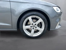 Audi A3 Sportback SB 1.6 TDI intense in MONSUNGRAU METALLIC
