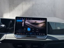 VW Tiguan Friends eTSI DSG in Oryxweiß Perlmutteffekt