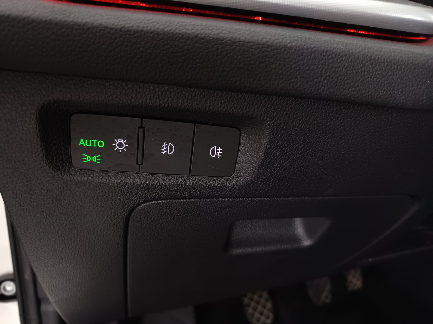 Škoda OCTAVIA Combi Ambition TDI | Bild 12 von 31