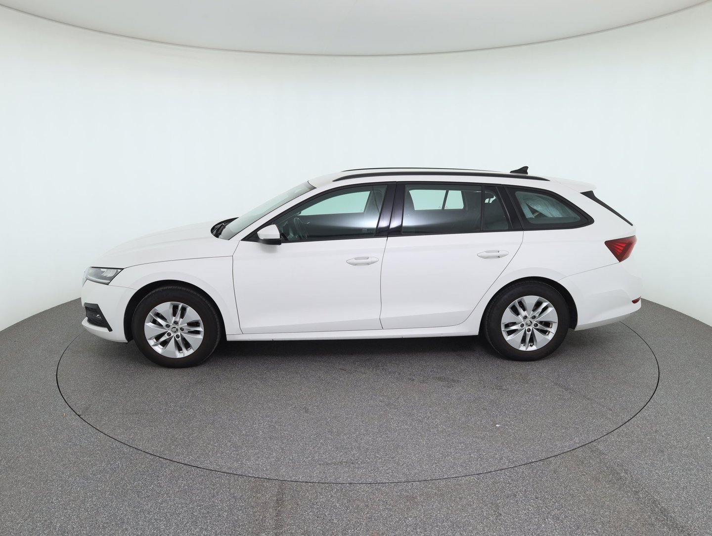 Škoda OCTAVIA Combi Ambition TDI | Bild 8 von 31