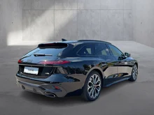 Audi A6 Avant e-hybrid quattro 220 kW in Mythosschwarz Metallic