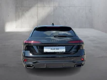 Audi A6 Avant e-hybrid quattro 220 kW in Mythosschwarz Metallic