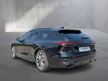 Audi A6 Avant e-hybrid quattro 220 kW in Mythosschwarz Metallic