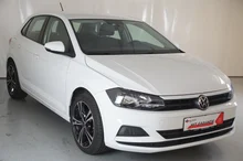 VW Polo in Pure White