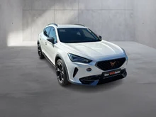 CUPRA Formentor 1.5 TSI 150 PS DSG ACT in Candy-Weiß