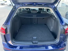 VW Golf Variant Life TDI in Atlantik Blue Metallic