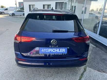 VW Golf Variant Life TDI in Atlantik Blue Metallic