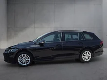 VW Golf Variant Life TDI in Deep Black Perleffekt