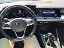 VW Golf Variant Life TDI in Deep Black Perleffekt