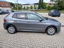 Škoda Fabia Selection TSI in Graphit-Grau Metallic