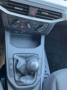 SEAT Arona Reference 1.0 TSI in Candy-Weiß