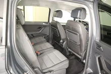 VW Touran Comfortline TDI SCR in dunkelgrau - normal