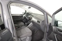 VW Touran Comfortline TDI SCR in dunkelgrau - normal
